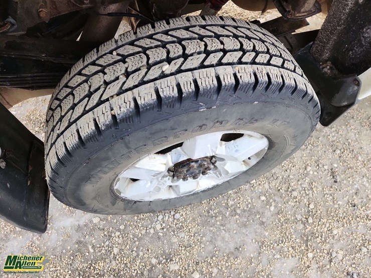 2017-gmc-sierra-3500hd-image-13