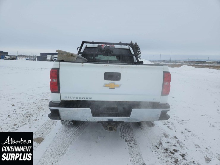 2018-chevrolet-silverado-2500hd-image-7