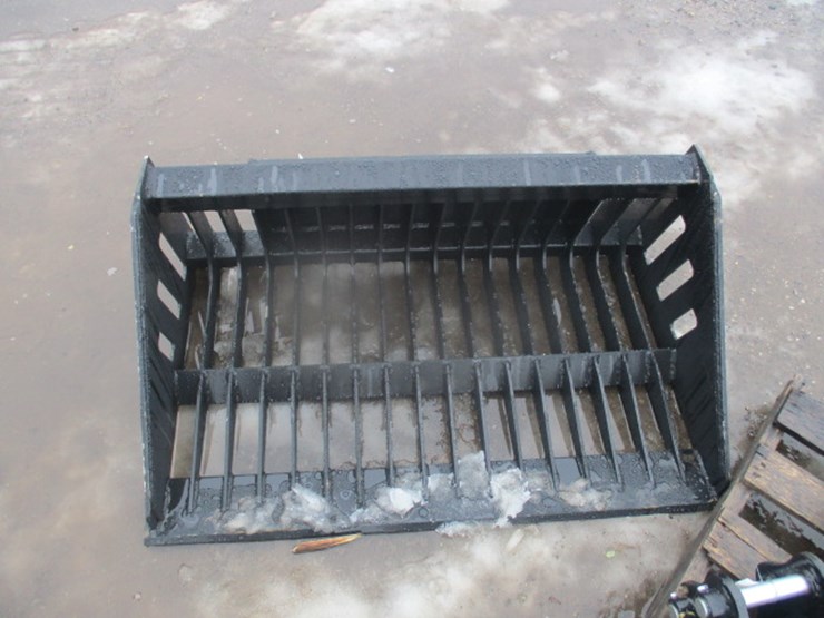 #6949-•-mini-skidsteer-rock-bucket-image-1