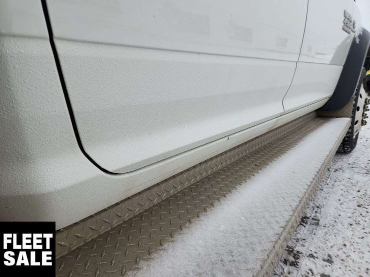 2014-ram-4500-slt-image-40