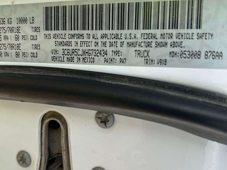 2017-dodge-2500-image-6