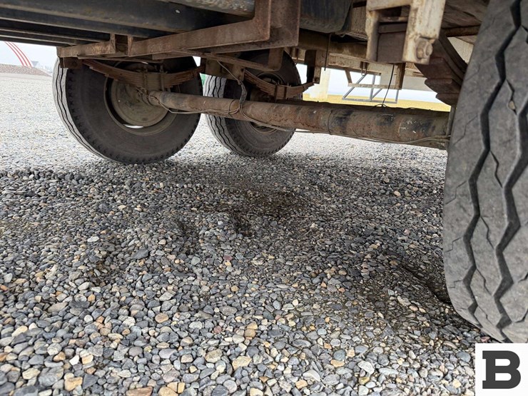 custom-flatbed-image-27