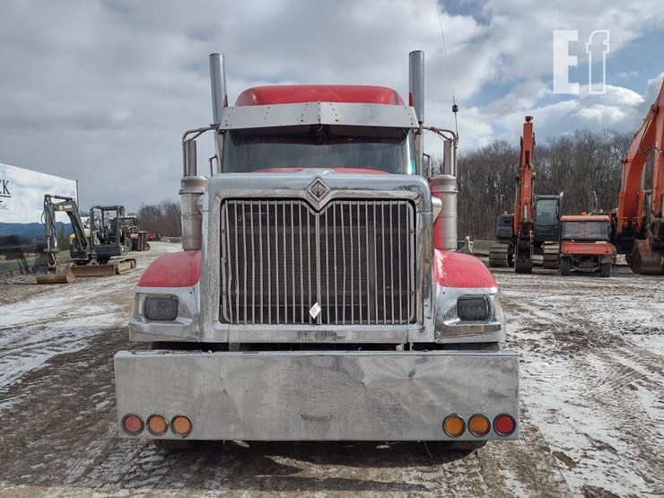 2000-international-9900-image-2