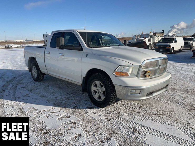 2011-ram-1500-lone-star-image-2