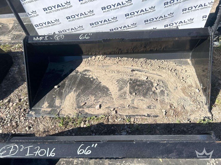 2025-swict-66in.-bucket-skid-steer-attachment-image-1