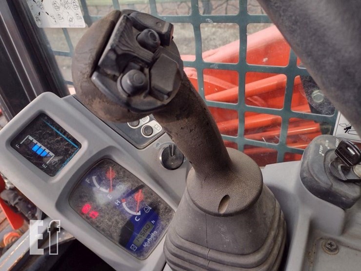 2019-kubota-svl95-2s-image-8