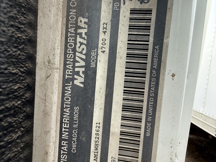 1998-international-4700-image-25