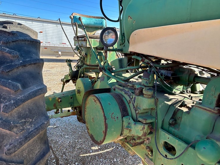 1960-john-deere-730-image-6