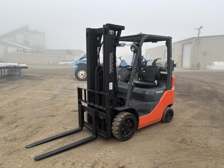 2008-toyota-8fgcu20-image-1