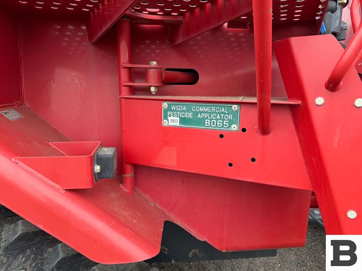 2012-case-ih-600-image-22