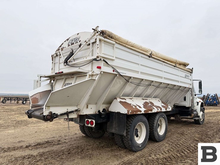 international-4400-image-6