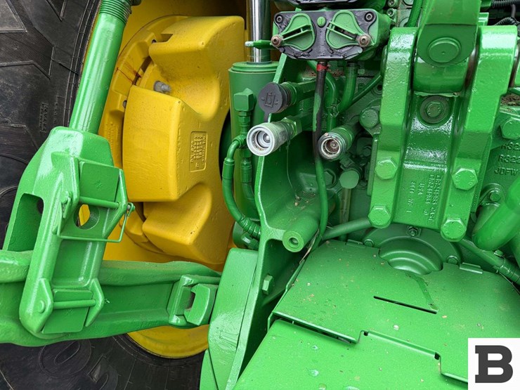 2012-john-deere-8335r-image-42