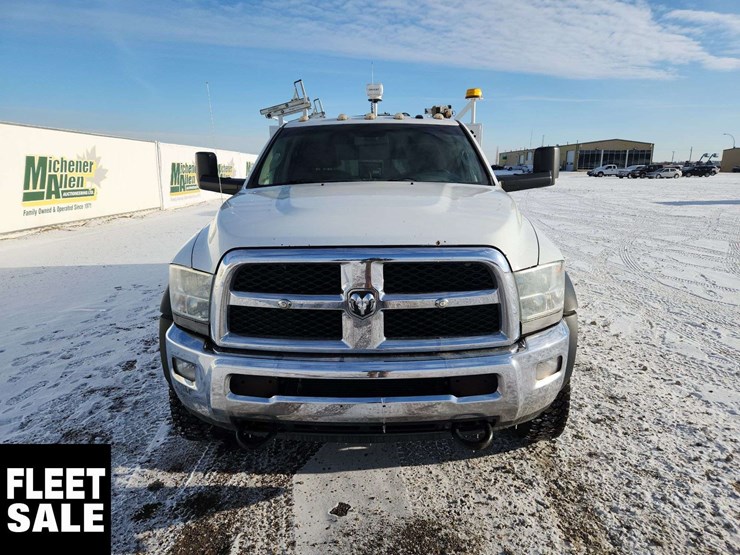 2014-ram-4500-slt-image-9