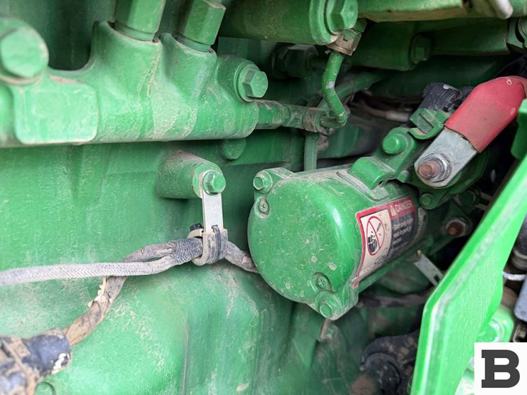 2012-john-deere-7215r-image-66