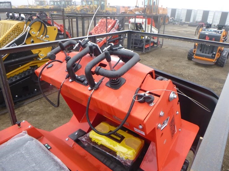 2025-agt-sda-140t-skid-steer-track-loader-image-17