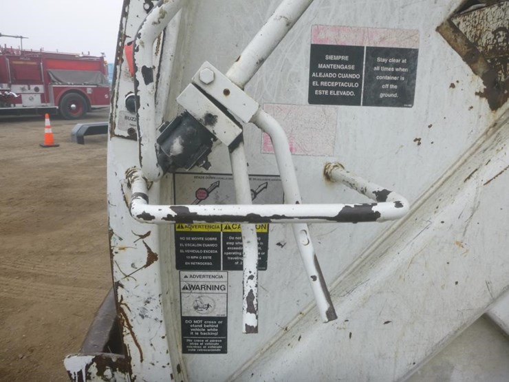 2010-international-durastar-4300-image-9