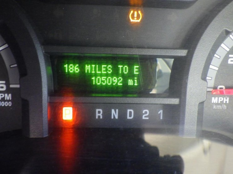 2012-ford-cargo-image-14