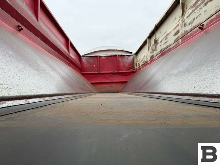 2003-international-7600-image-26