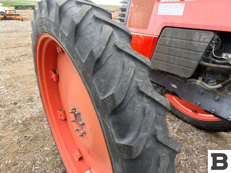 kubota-m9000-image-13