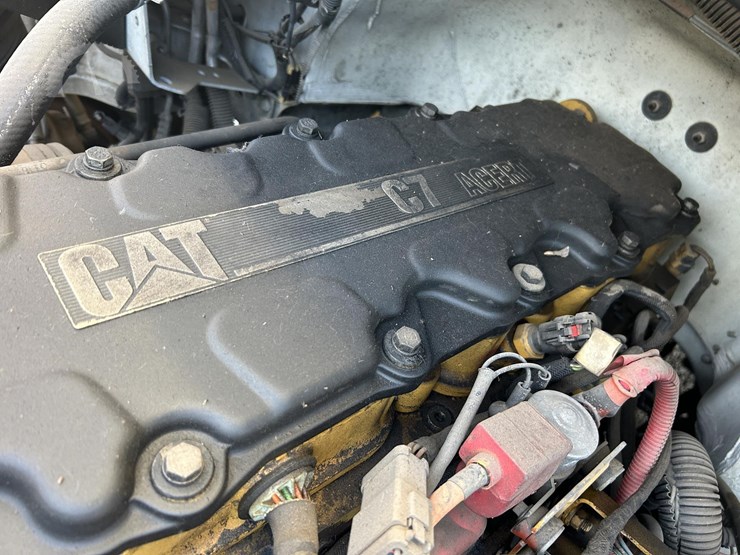 2007-freightliner-business-class-m2-106-image-56