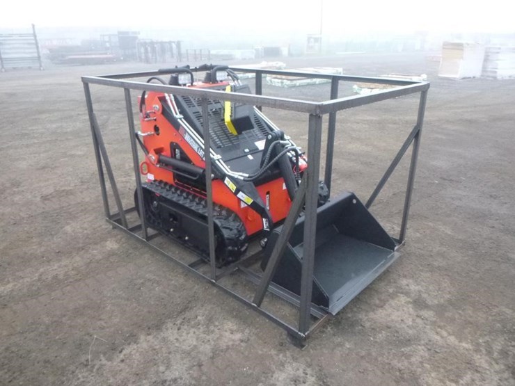 2025-agt-lrt23-skid-steer-track-loader-image-2