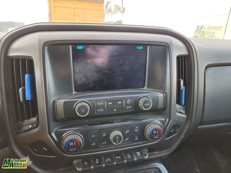 2017-gmc-sierra-3500hd-image-23