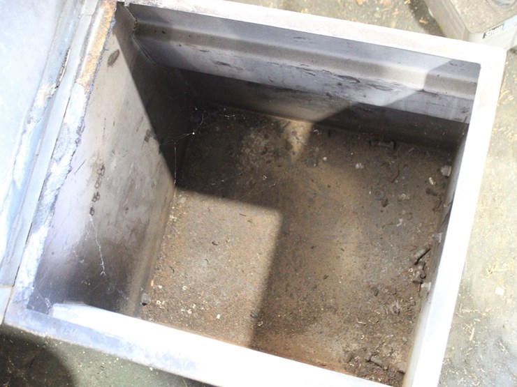 metal-storage-container-image-2