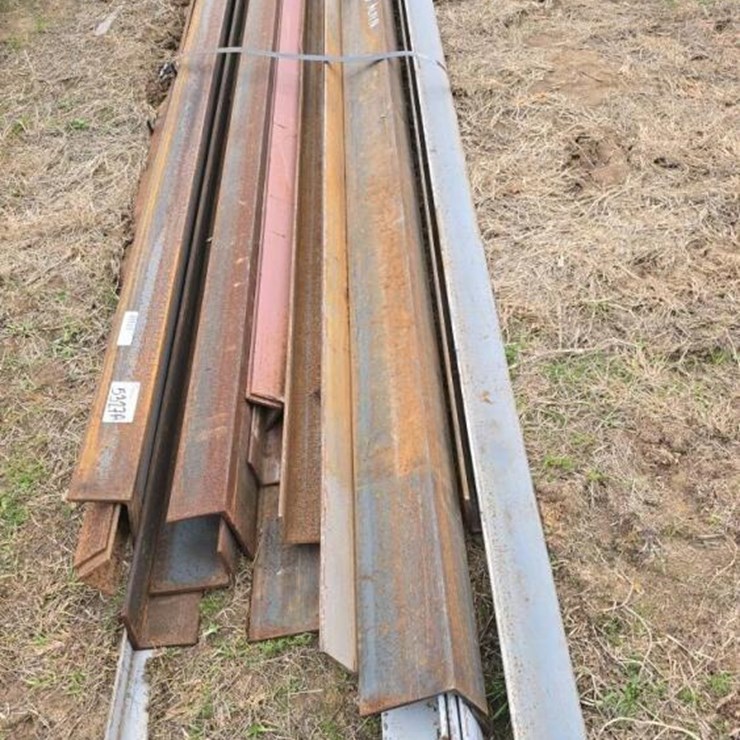 BUNDLE OF ANGLE IRON