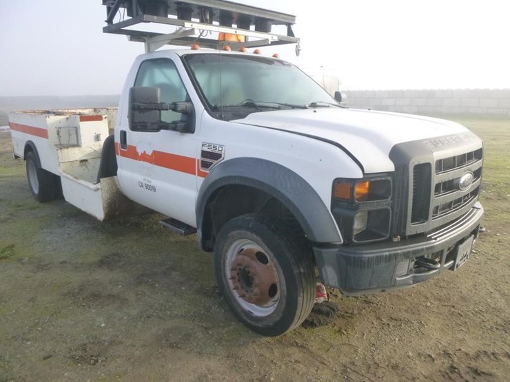 2008-ford-f550-image-2