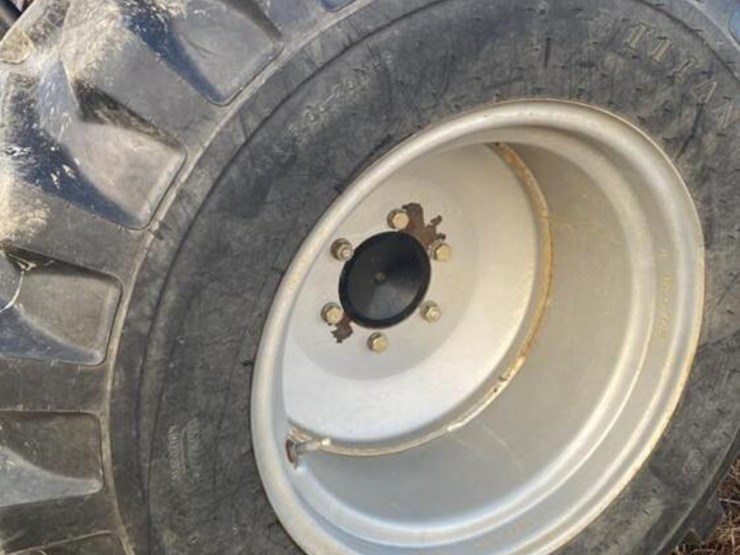 mahindra-2638-hst-image-7