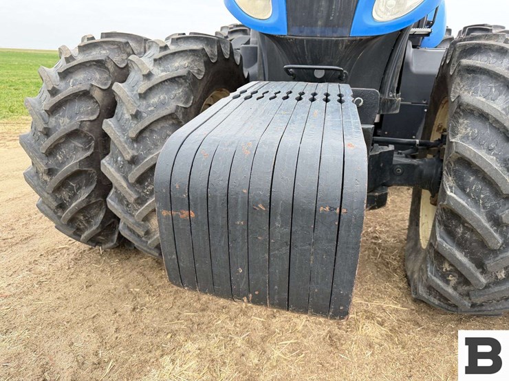 new-holland-t8.330-image-9