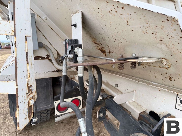 international-4400-image-38