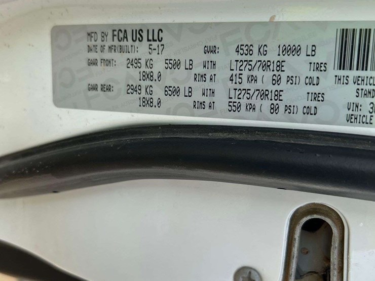 2017-dodge-2500-image-7