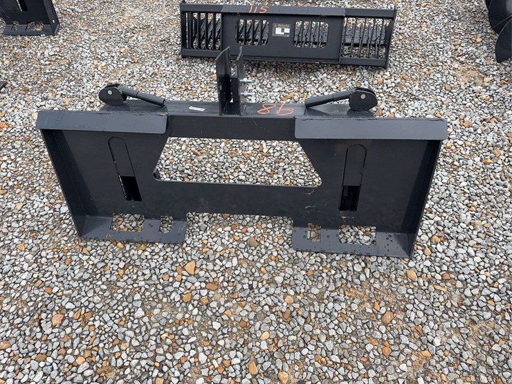 adapt-universal-skid-steer-quick-tach-image-2