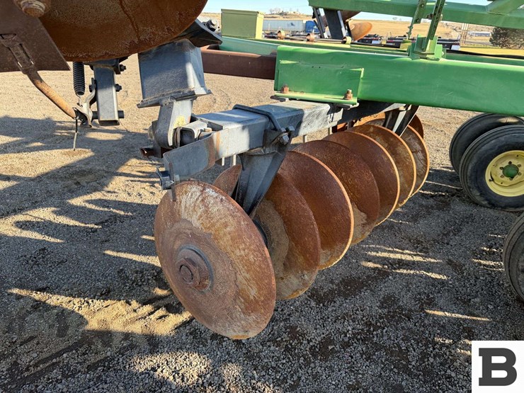 john-deere-650-image-50