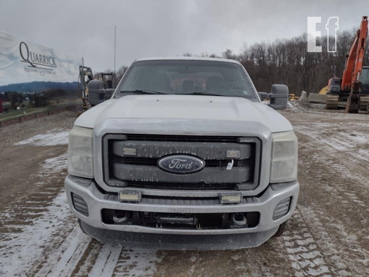 16-ford-truck^title^-image-2