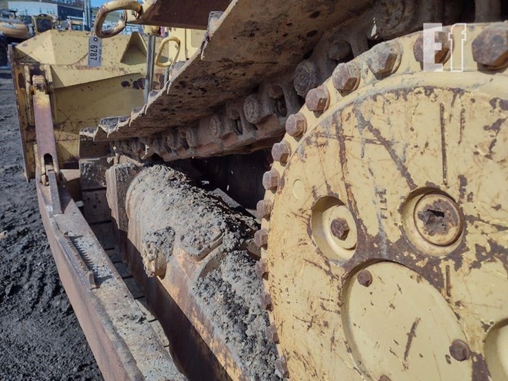 caterpillar-d6h-image-19