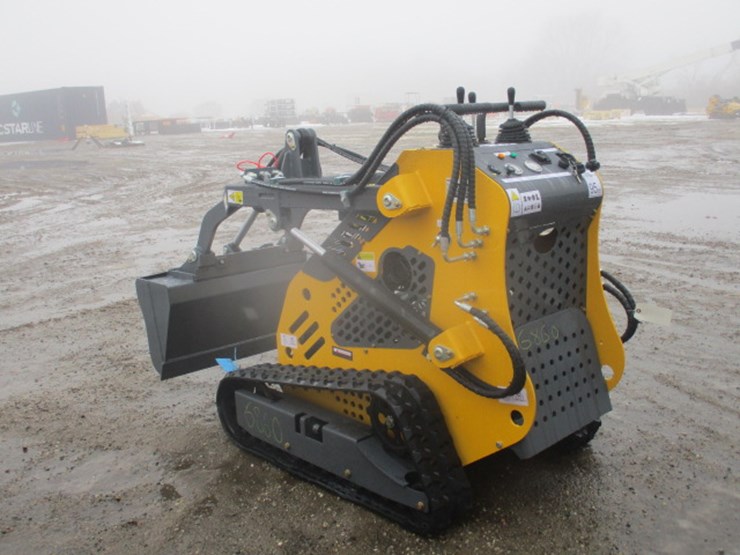 #6860-•-sdll60-skid-steer-loader-image-3