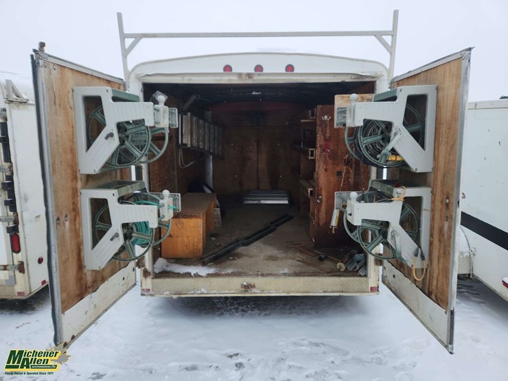 2006-united-expressline-image-13