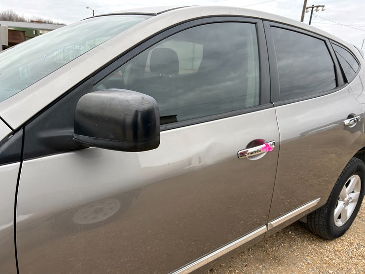 2012-nissan-rogue-image-4