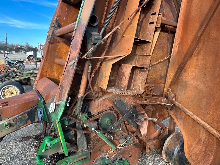 john-deere-460m-image-1