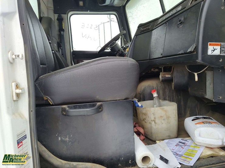 2014-western-star-4700-image-12