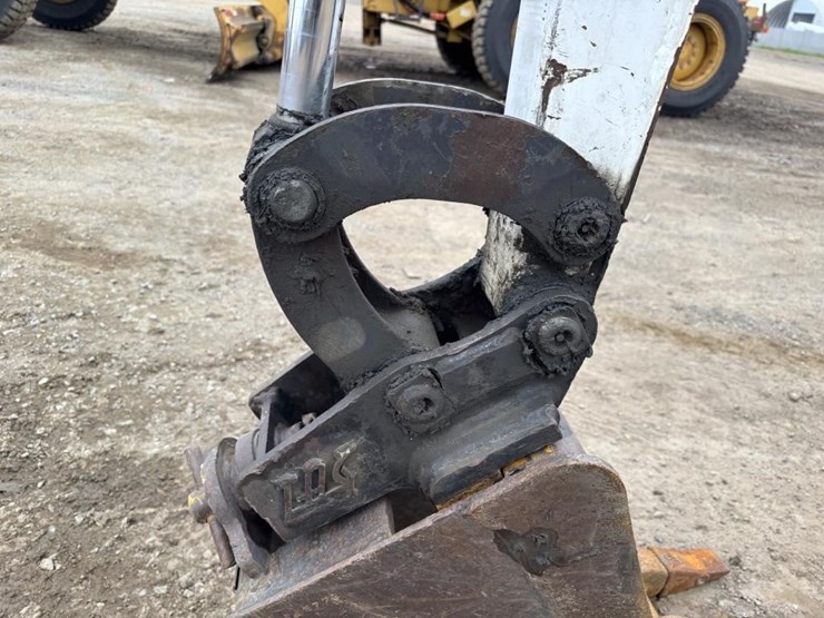 2021-bobcat-e20-image-13