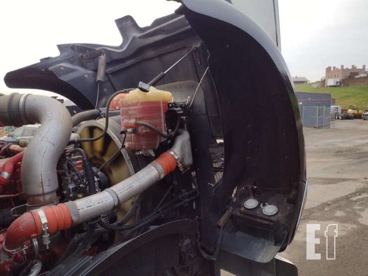 international-hx520-image-21