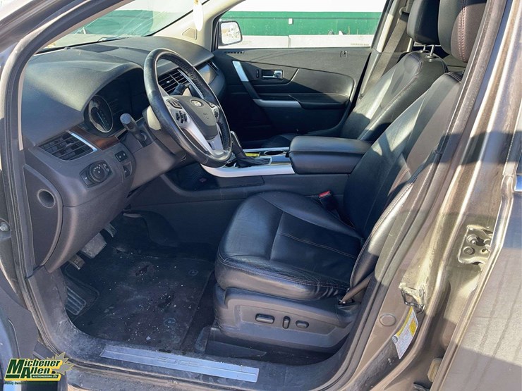 2012-ford-edge-image-14