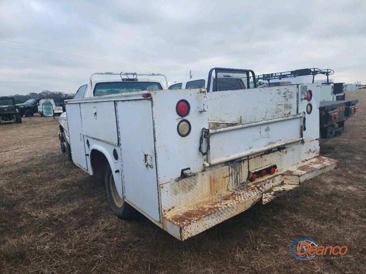 1999-gmc-sierra-3500hd-image-2