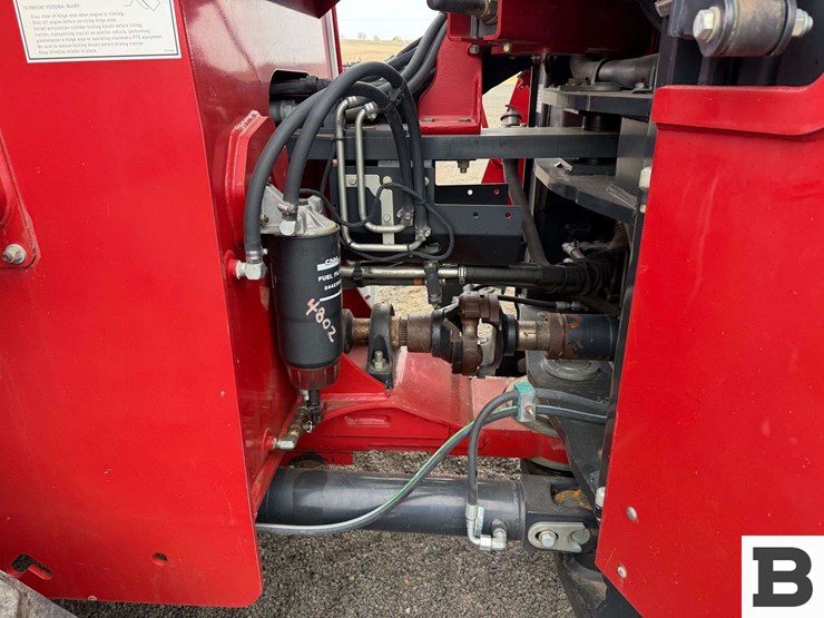 2012-case-ih-600-image-57