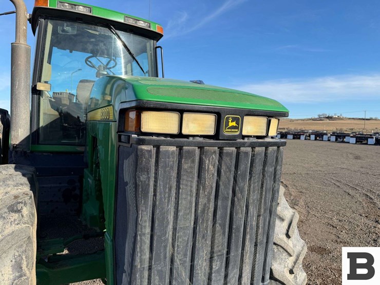 1997-john-deere-8300-image-12