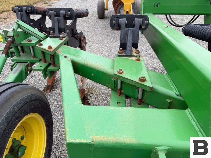 john-deere-915-image-21