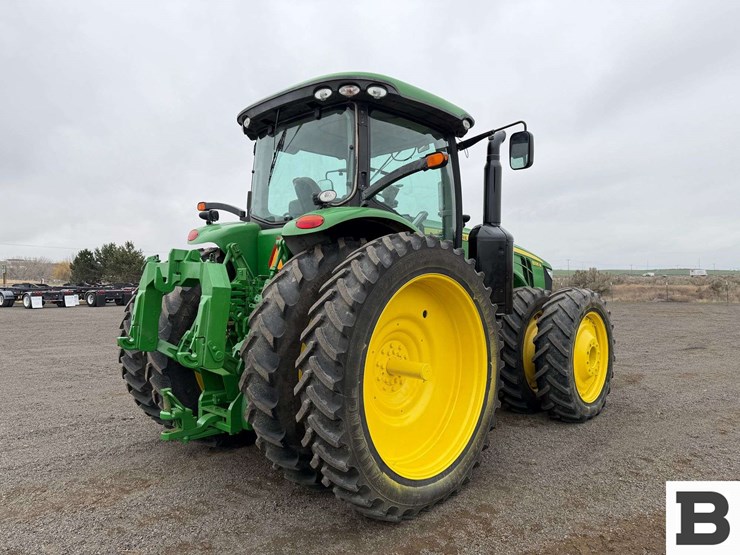 2012-john-deere-8335r-image-6